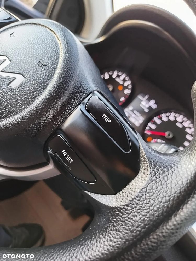 Kia Stonic 1.2 L Business Line - 33