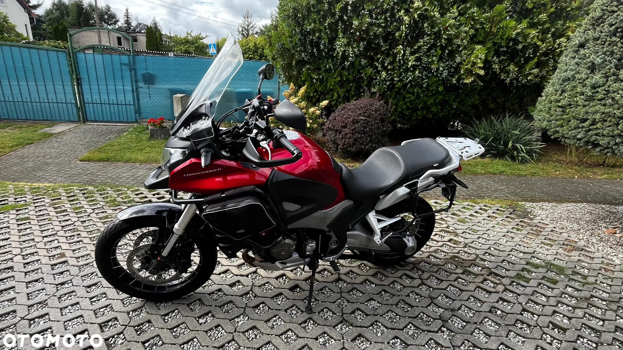 Honda VFR - 2