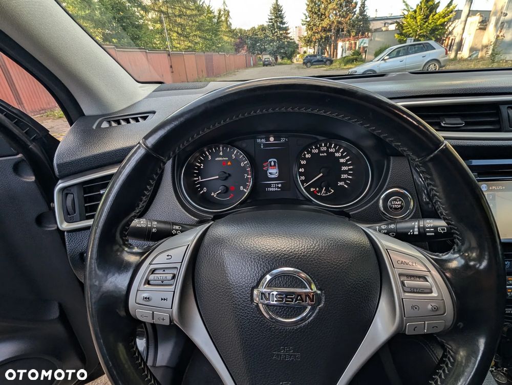 Nissan Qashqai 1.2 DIG-T N-Connecta EU6 - 4