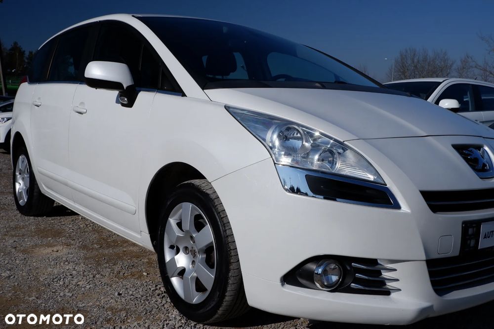 Peugeot 5008 HDI FAP 110 EGS6 Tendance - 2