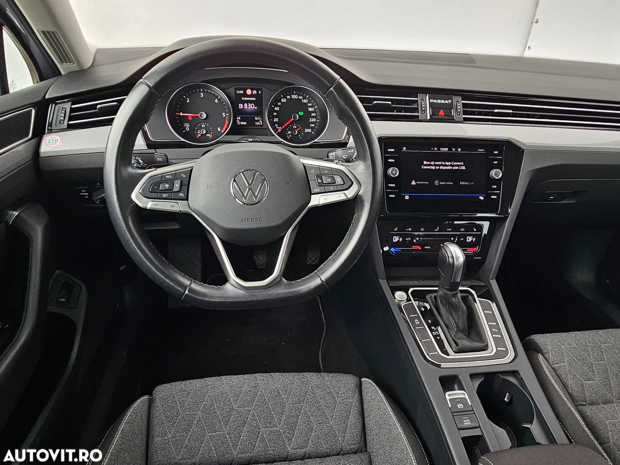 Volkswagen Passat Variant 2.0 TDI DSG Comfortline - 9