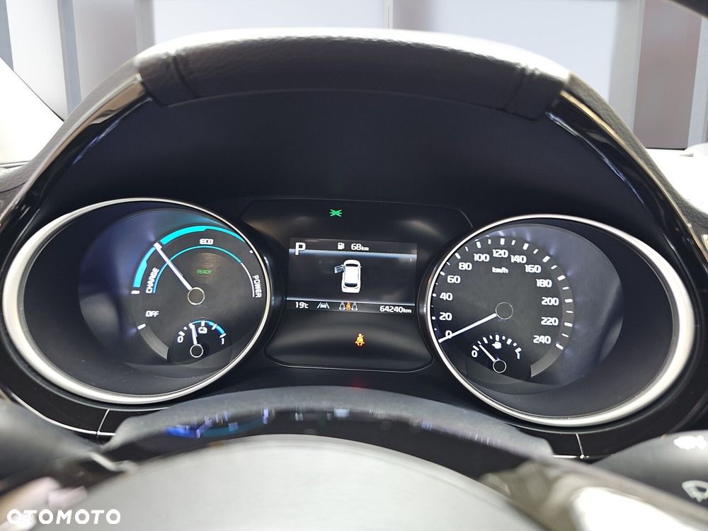 Kia Ceed 1.6 GDI PHEV L DCT - 12