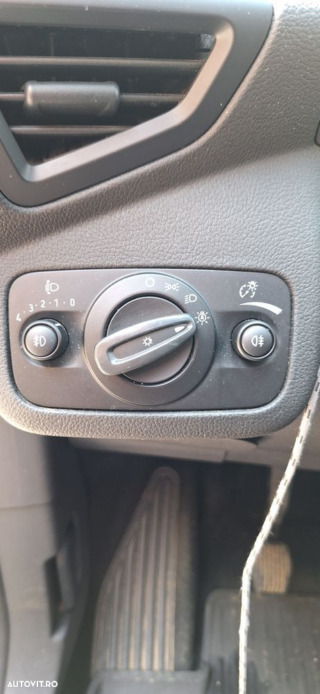 Ford Kuga 1.5 EcoBoost 2WD Titanium - 25