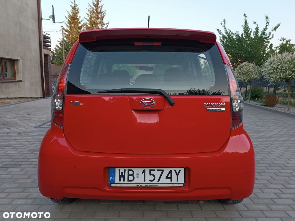 Daihatsu Sirion 1.3 - 3