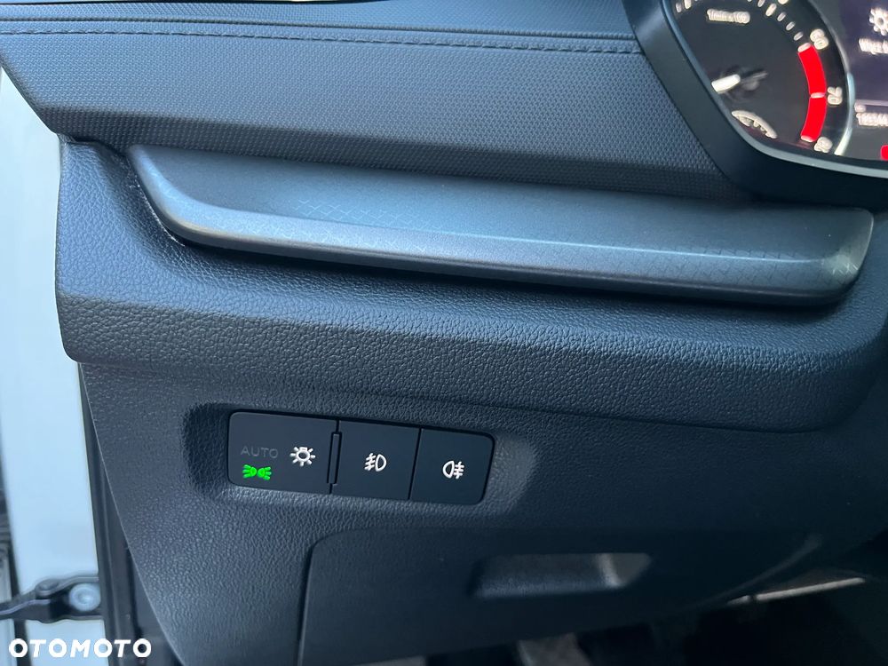 Skoda Octavia 1.5 TSI ACT Ambition - 16