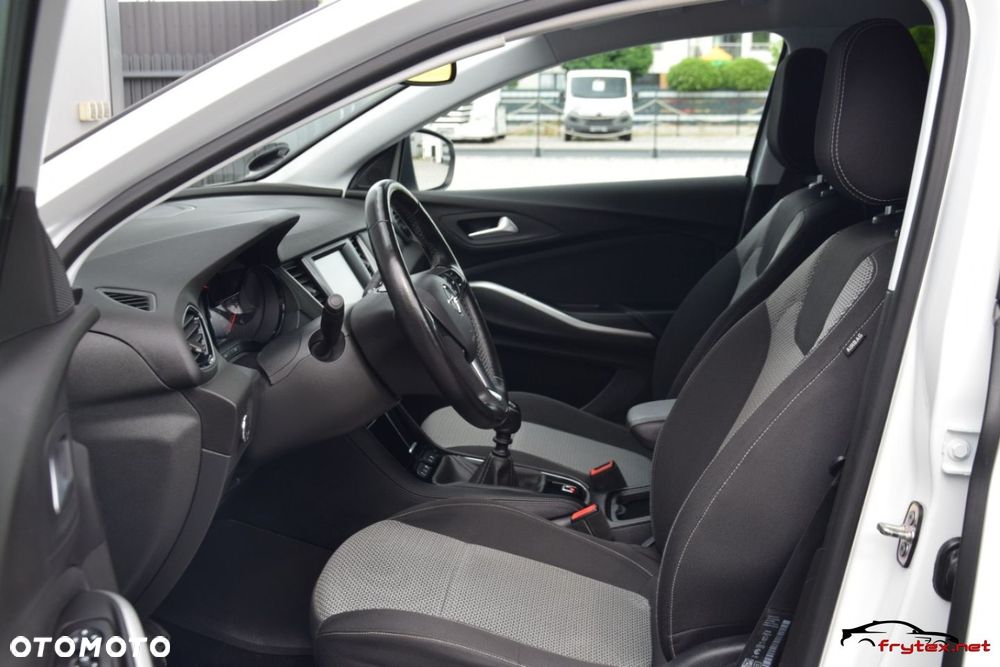 Opel Grandland X - 17