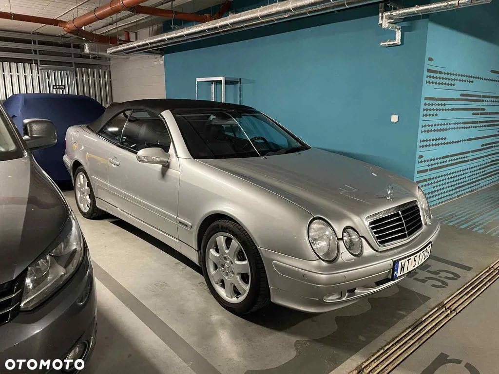 Mercedes-Benz CLK 430 - 37