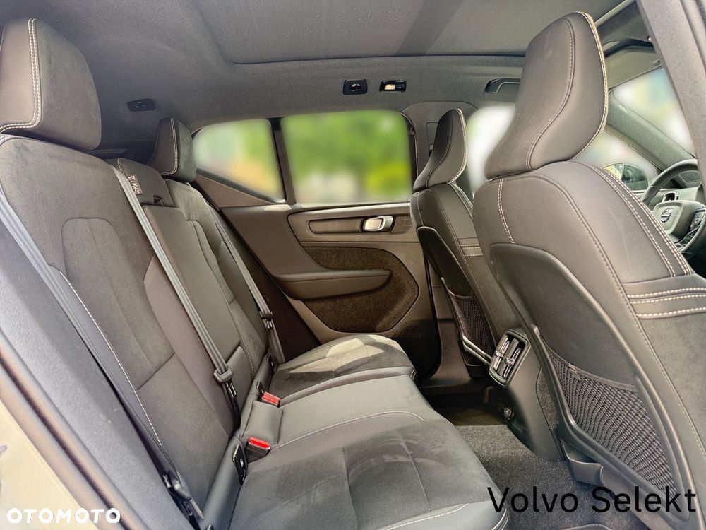 Volvo XC 40 - 29