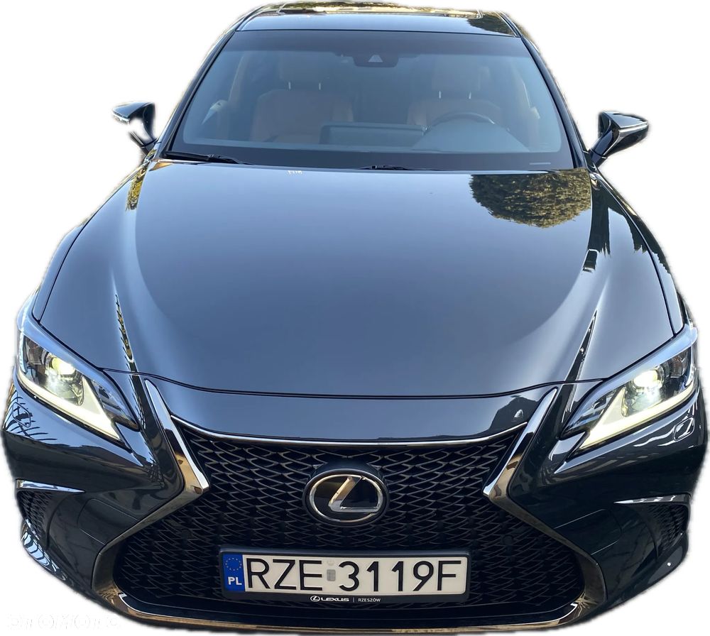 Lexus ES 300h F Sport Design - 5