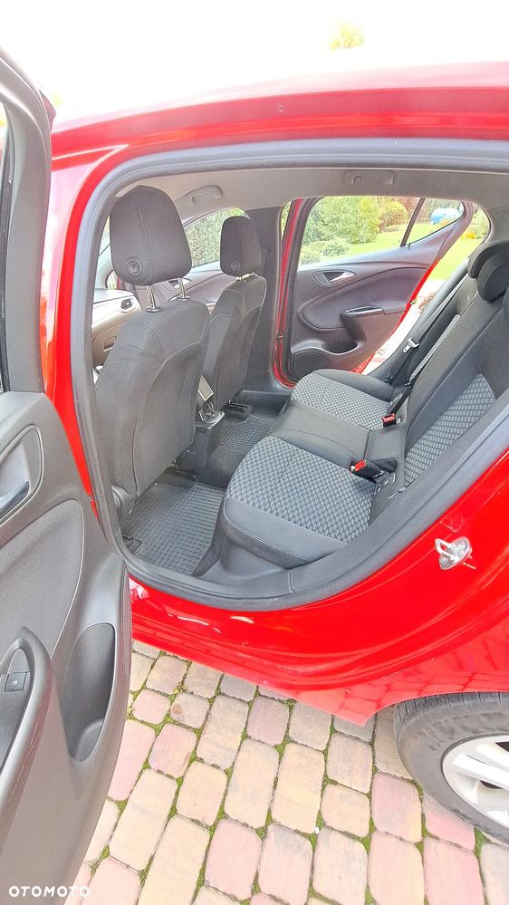 Opel Astra IV 1.6 CDTI Enjoy - 10