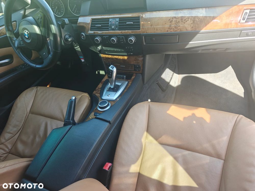 BMW Seria 5 - 36