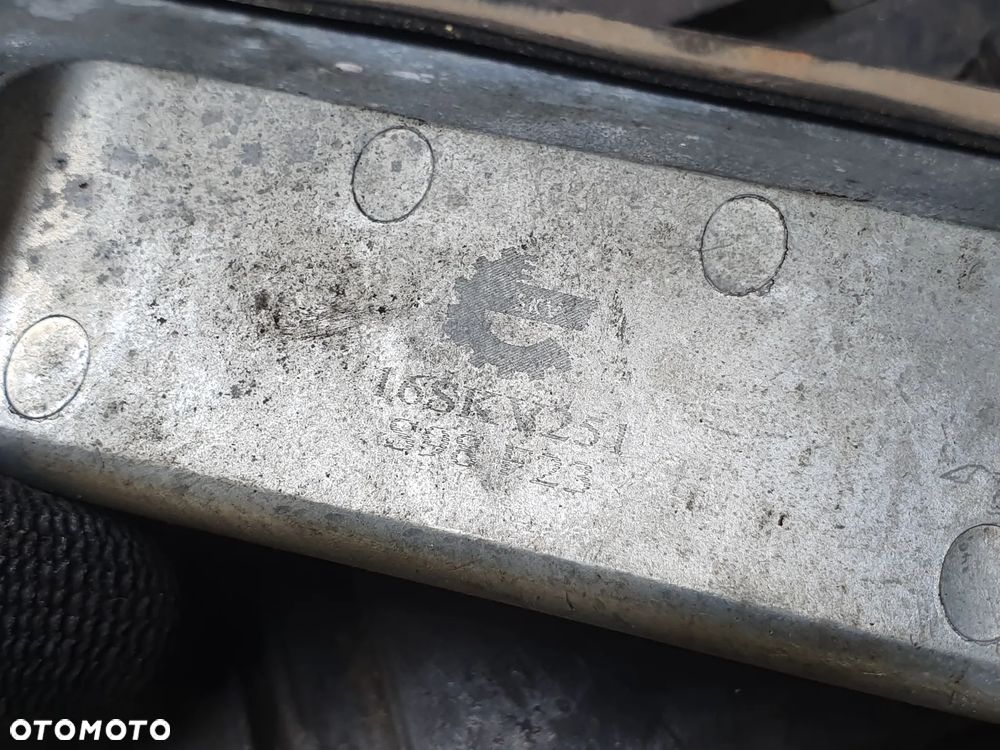 VW Passat B5 FL 00- KLAMKA KLAPY BAGAŻNIKA TYŁ 1J0827566L, 1J0 827 566 D; 1J0827566D - 3