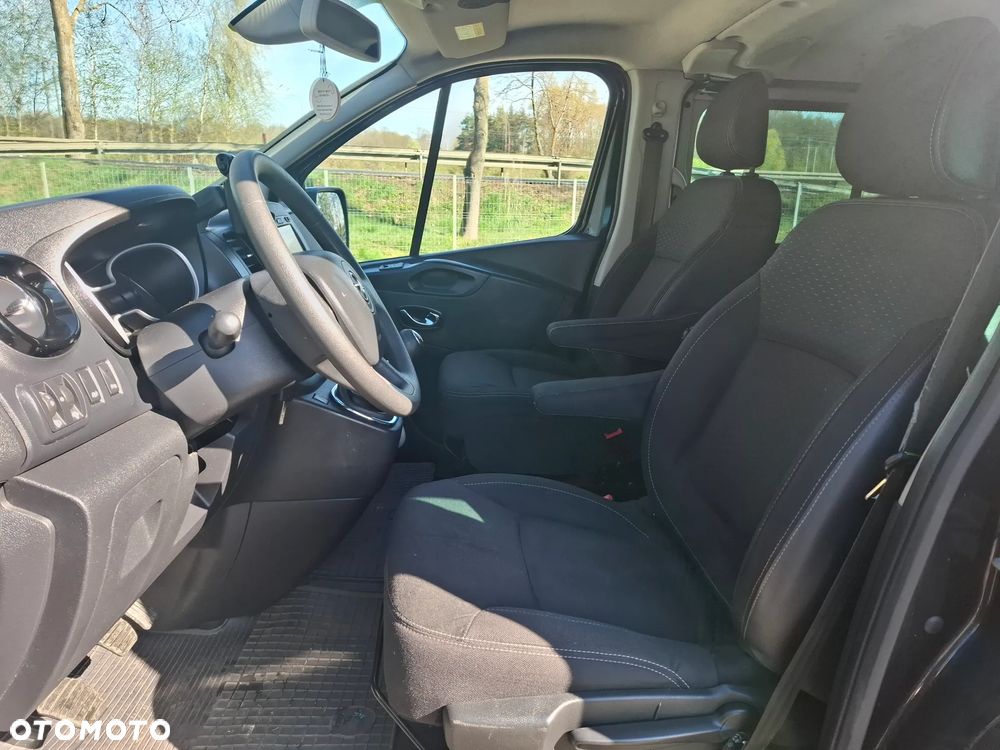 Renault TRAFIC LONG BRYGADÓWKA 2017 BOGATA WERSJA - 24