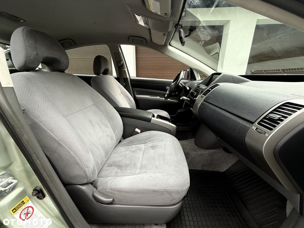 Toyota Prius 1.5 VVT-i Sol - 24
