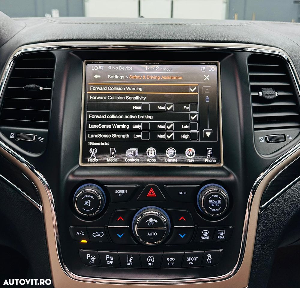 Jeep Grand Cherokee 3.0 V6 Multijet 4WD Automatik Laredo - 30