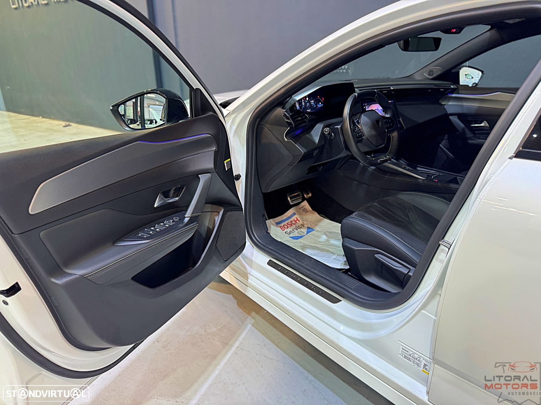 Peugeot 308 1.2 PureTech GT EAT8 - 13