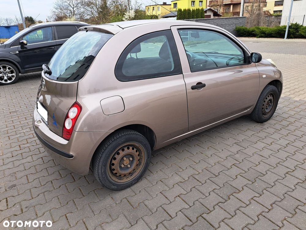 Nissan Micra - 5