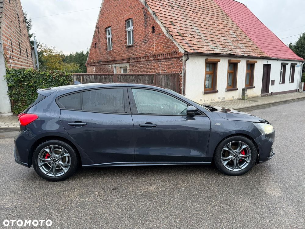Ford Focus - 11
