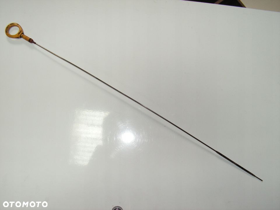 COROLLA E12 1,6 VVTI MIARKA OLEJU - 1