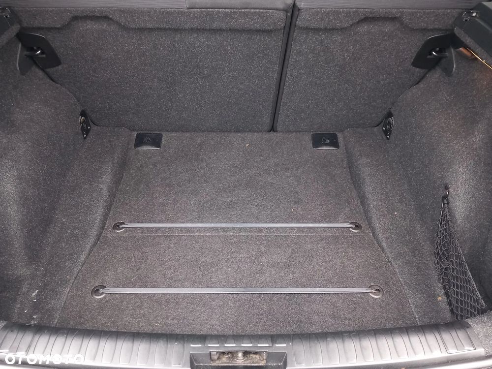 BMW Seria 1 116d - 29