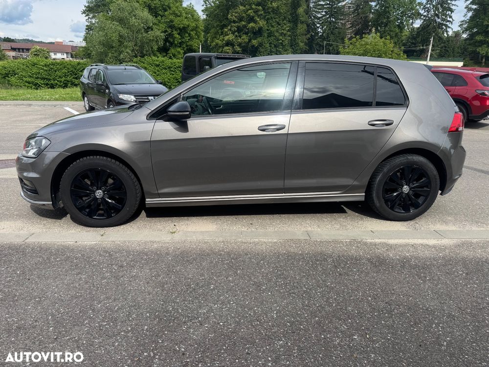 Volkswagen Golf 1.6 TDI DPF DSG BlueMotion Technology Comfortline - 8
