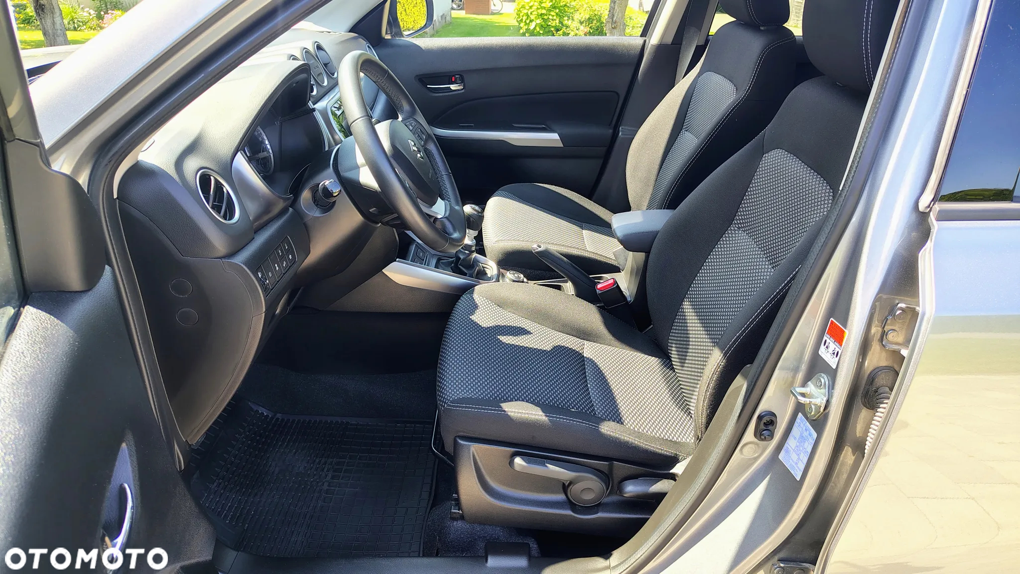 Suzuki Vitara 1.4 Boosterjet Premium 4WD - 12