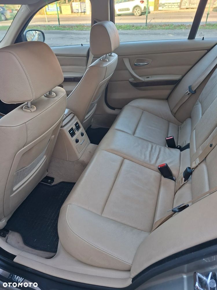 BMW Seria 3 - 11