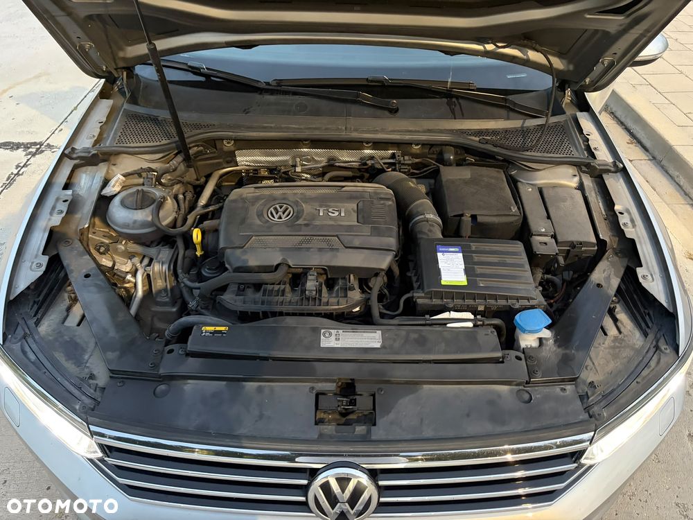 Volkswagen Passat 1.8 TSI BMT Comfortline - 23