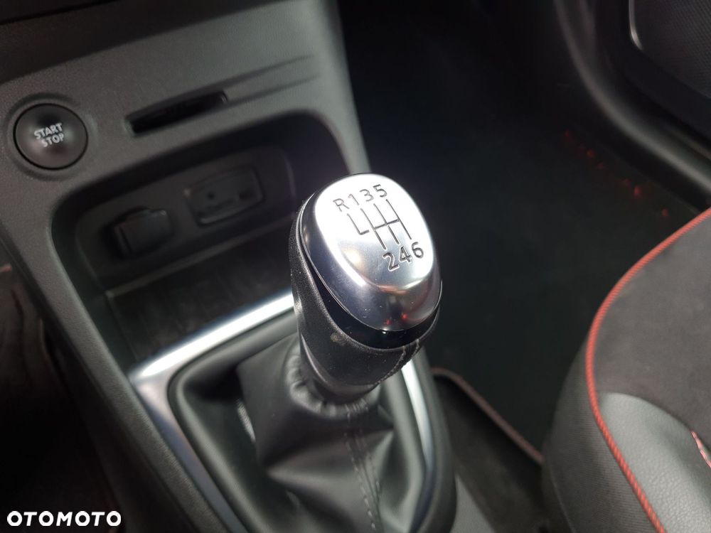 Renault Captur - 16