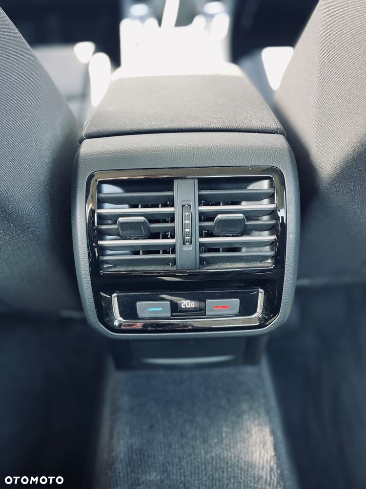 Volkswagen Passat 1.4 TSI BMT Comfortline - 17