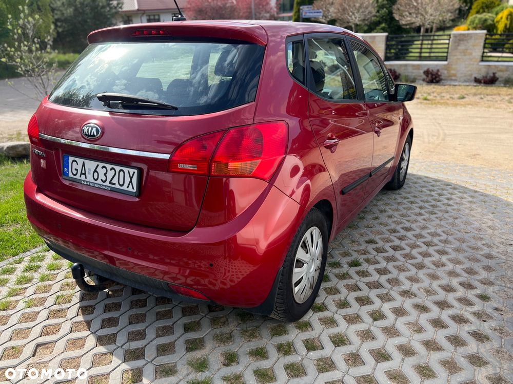 Kia Venga - 4