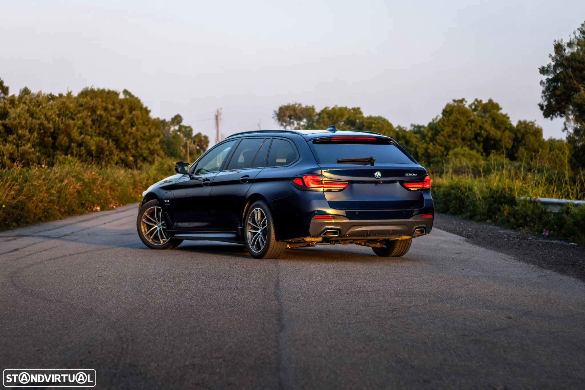 BMW 530 e Pack Desportivo M - 5
