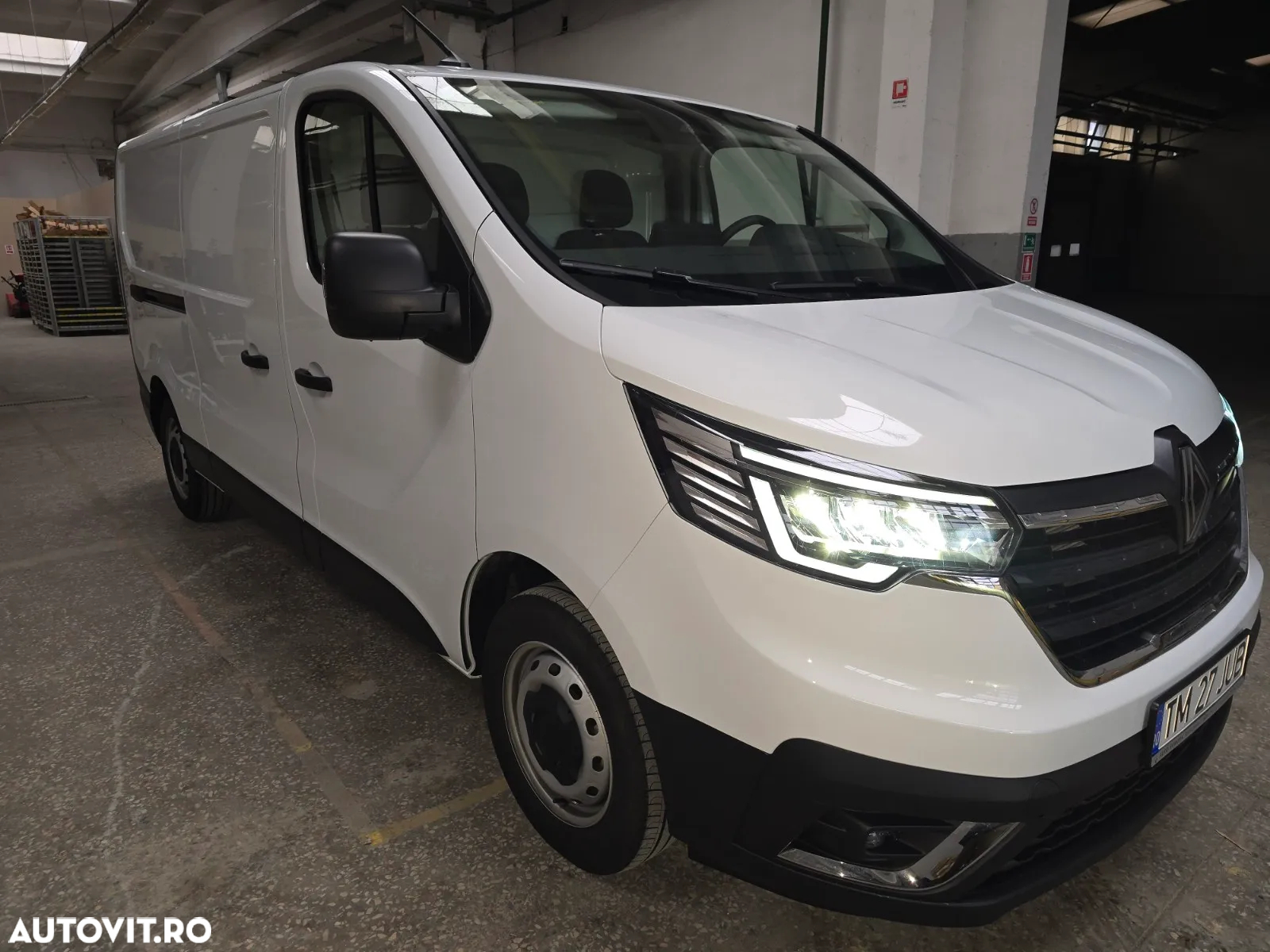 Renault TRAFIC - 11