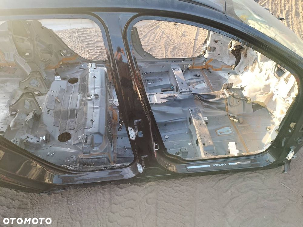 PRÓG PRAWY + SŁUPEK ŚRODKOWY  VOLVO XC60 I LIFT 452-46 - 2
