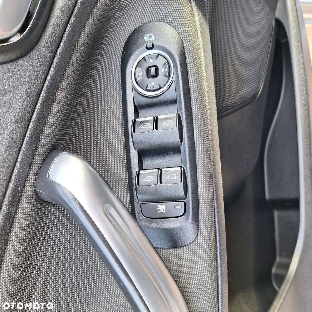 Ford S-Max 2.0 TDCi Titanium - 16