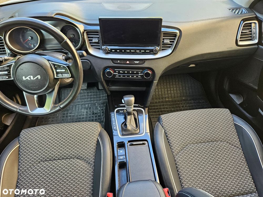 Kia XCeed - 7
