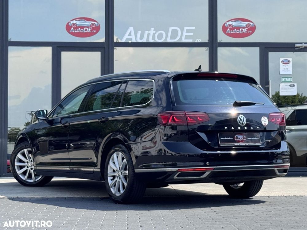 Volkswagen Passat - 4