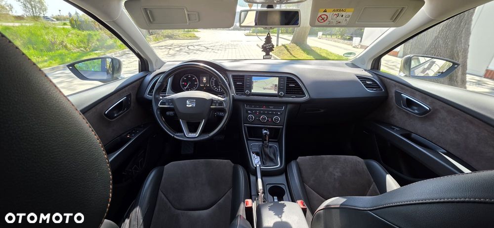 Seat Leon 2.0 TDI DPF Start&Stop DSG XCELLENCE - 27