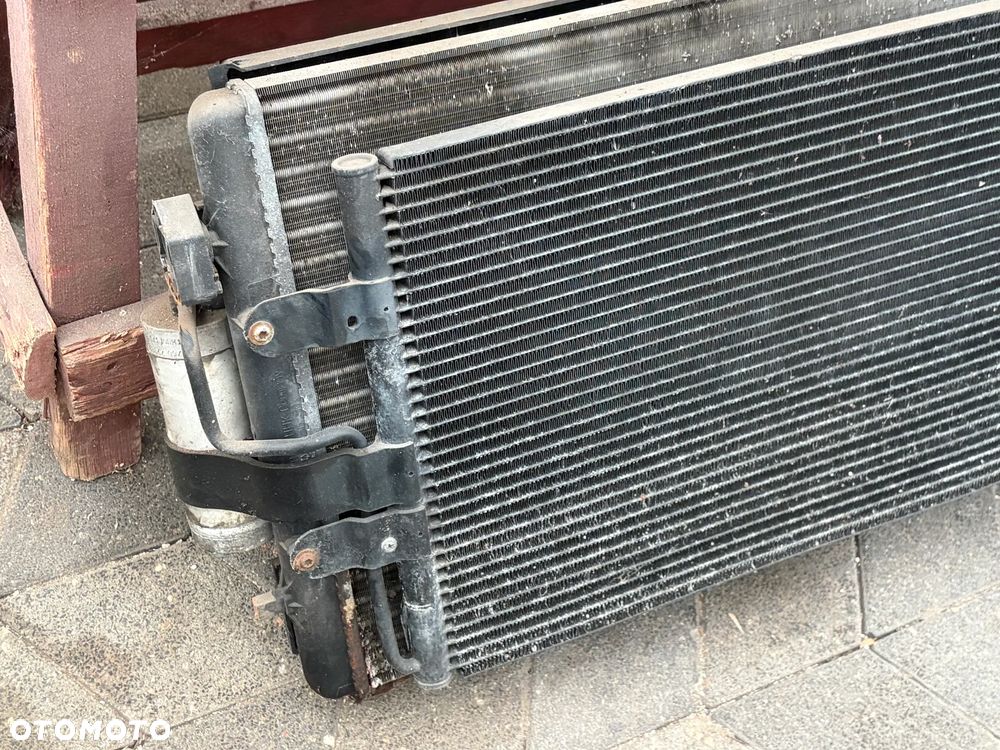 Chłodnica klimatyzacji wody wentylator wiatrak Skoda Octavia 1 96- 1.6 MPI 101km - 2