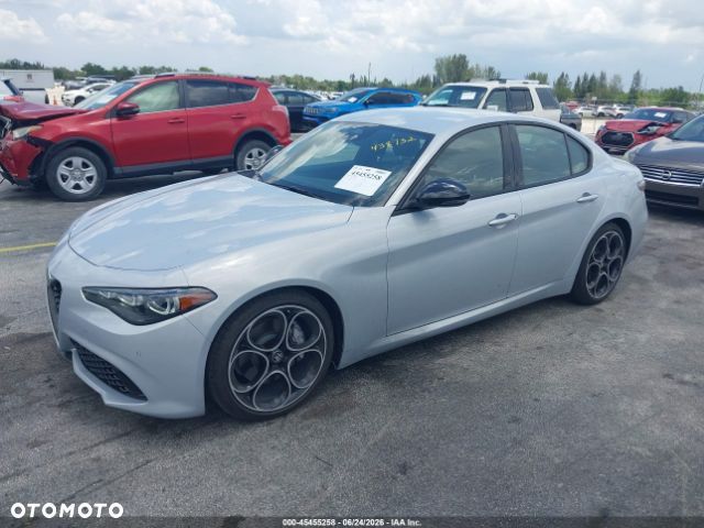 Alfa Romeo Giulia - 3