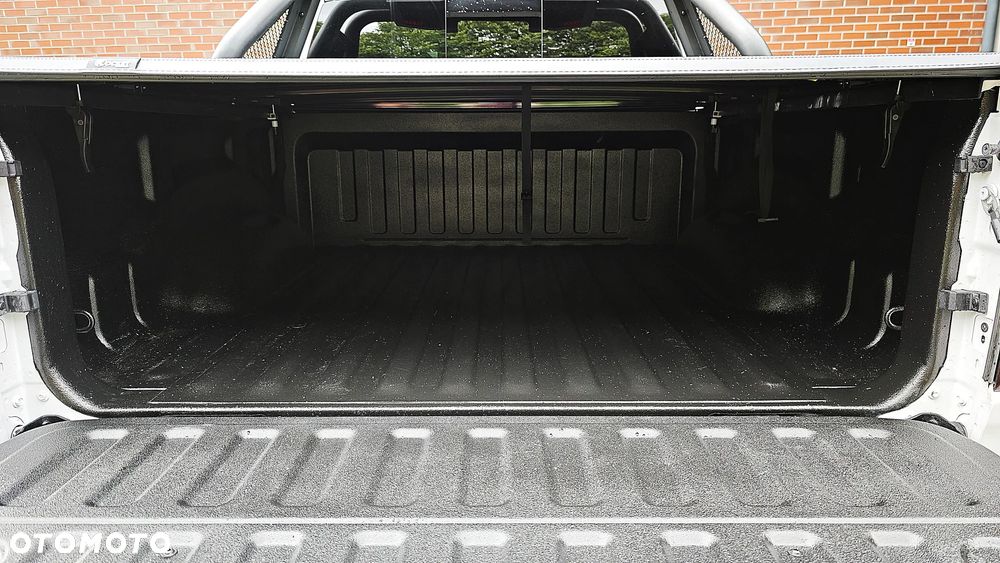RAM 1500 5.7 Crew Cab Shortbed Bighorn Black - 33
