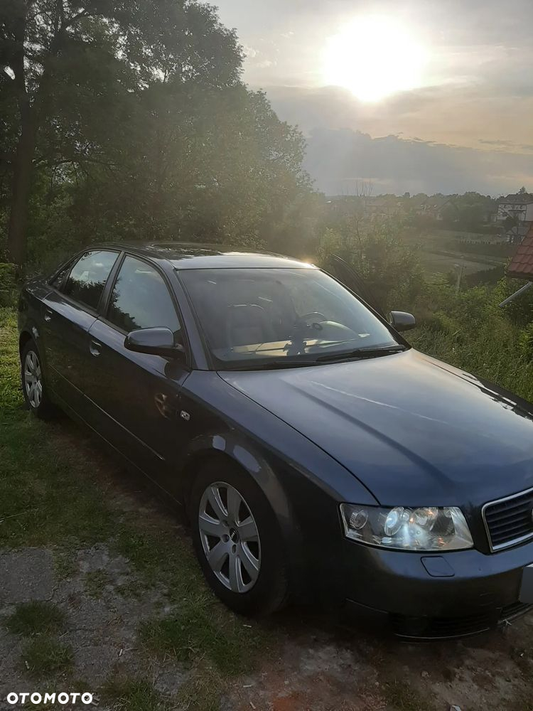 Audi A4 Avant 1.8T Quattro - 8