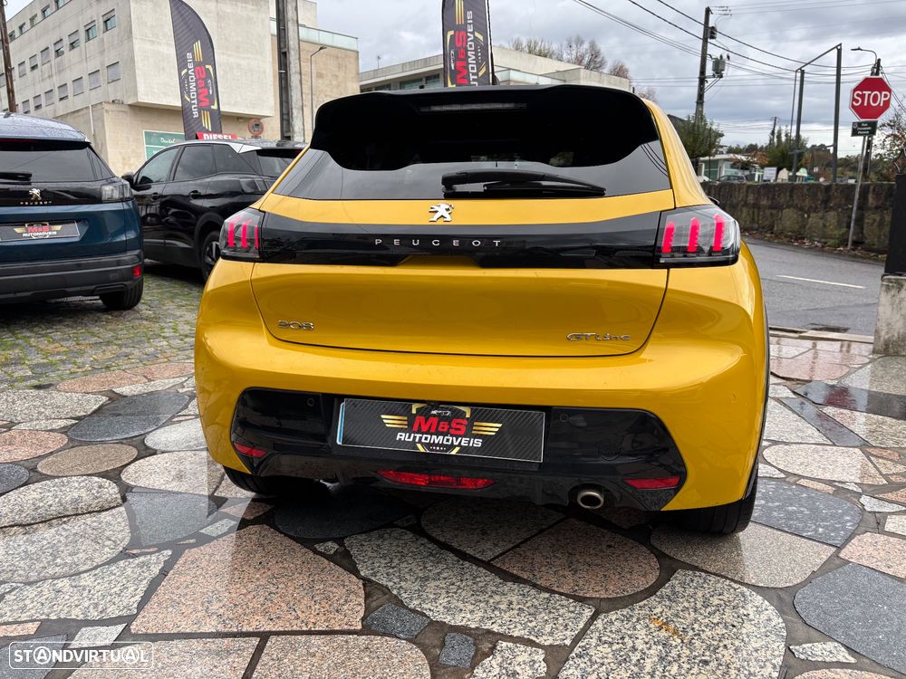 Peugeot 208 1.2 PureTech GT Line EAT8 - 8