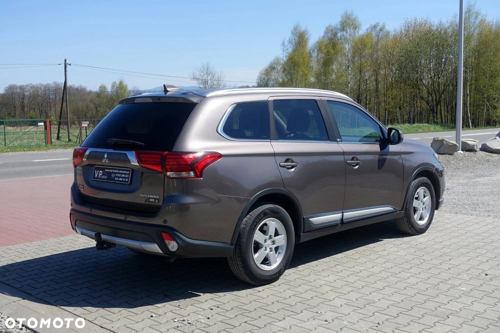 Mitsubishi Outlander 2.2 DI-D 4WD Intense - 5