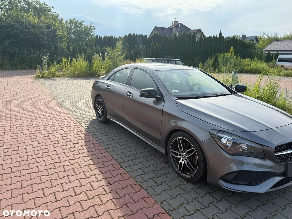Mercedes-Benz CLA 250 7G-DCT AMG Line - 14
