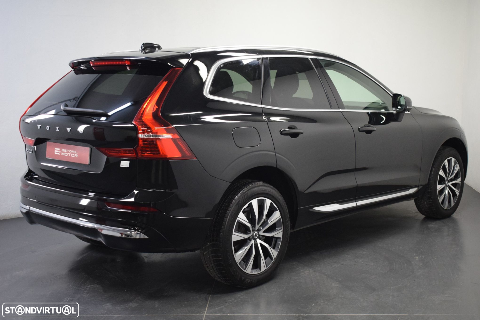 Volvo XC 60 2.0 T6 PHEV Inscription AWD - 3