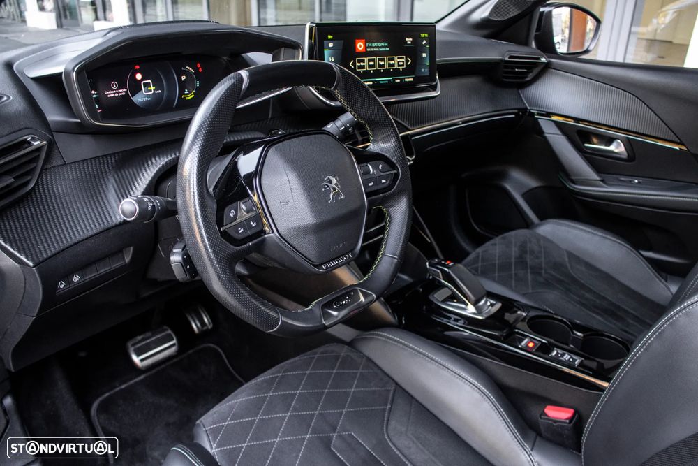 Peugeot e-208 50 kWh GT Line - 26
