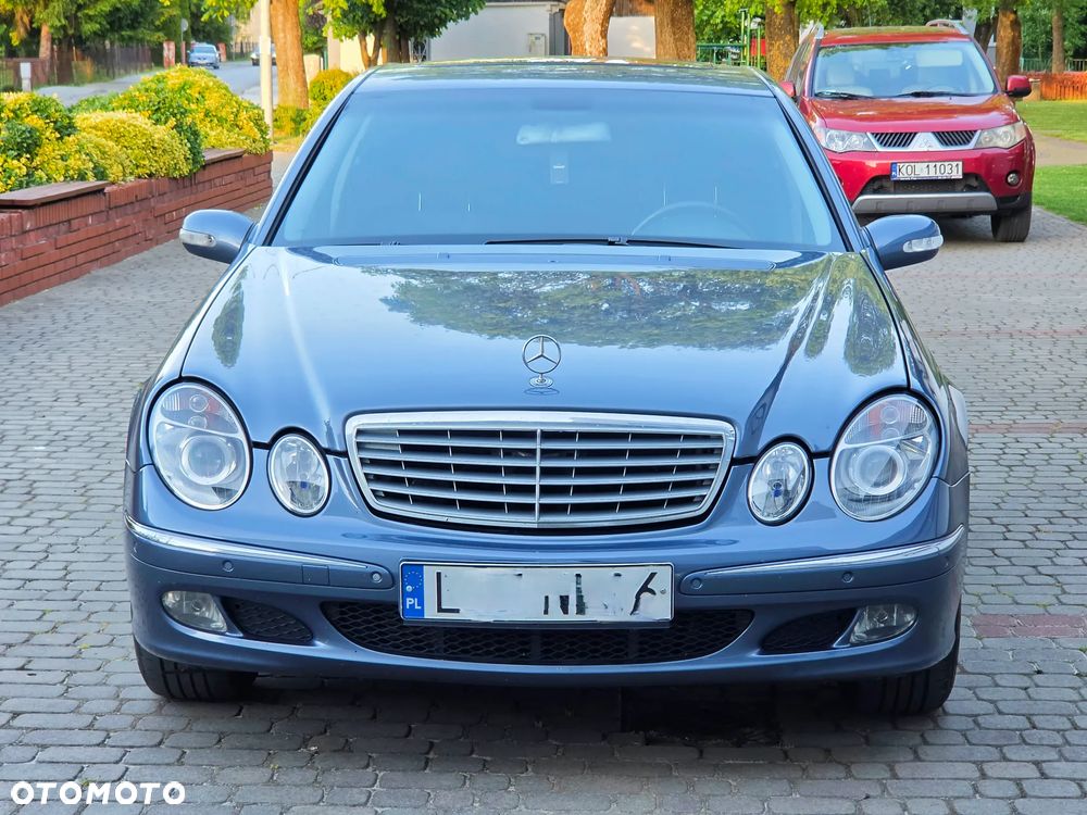 Mercedes-Benz Klasa E - 27