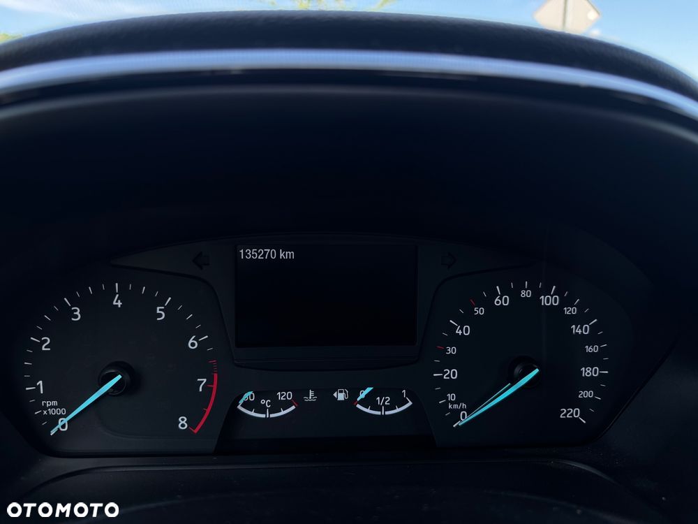 Ford Fiesta 1.0 EcoBoost S&S TITANIUM - 38