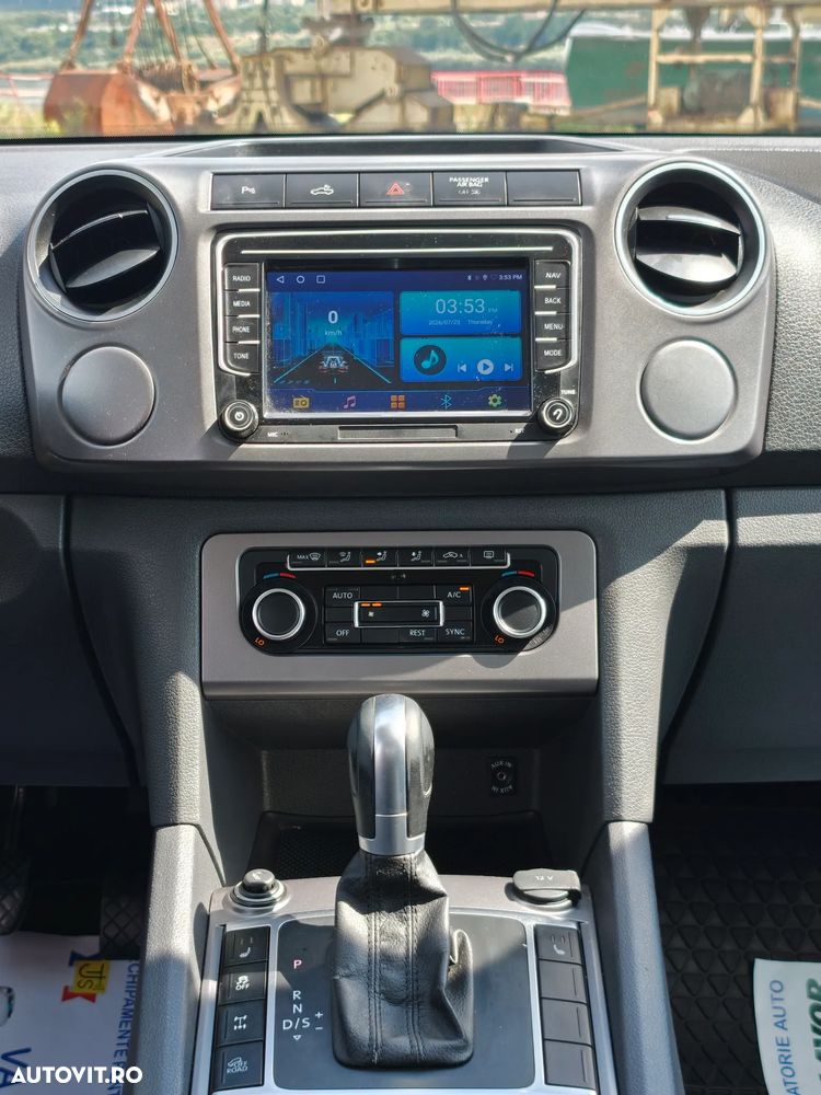 Volkswagen Amarok 2.0 BiDI 4x4 Cabina Dubla Highline Aut. - 9
